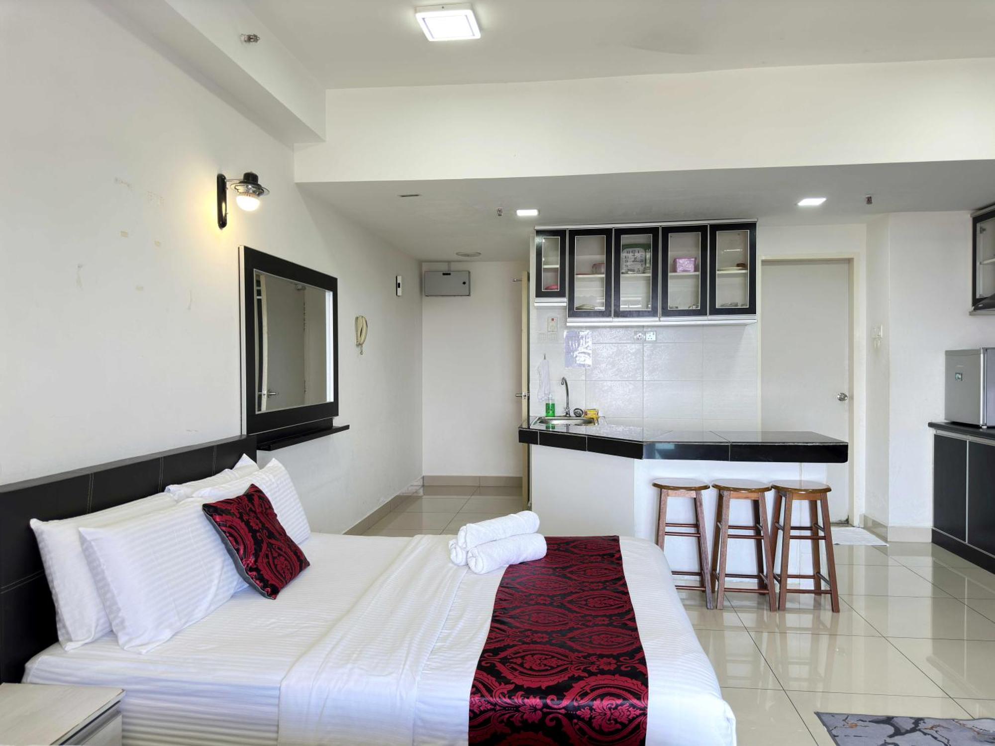 Cahaya Qaira Homestay @ D'Perdana Кота-Бару Екстер'єр фото